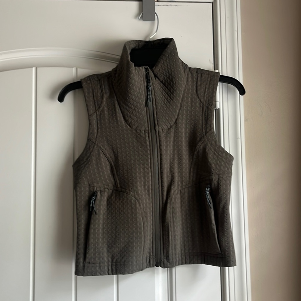 Lululemon Green Vest